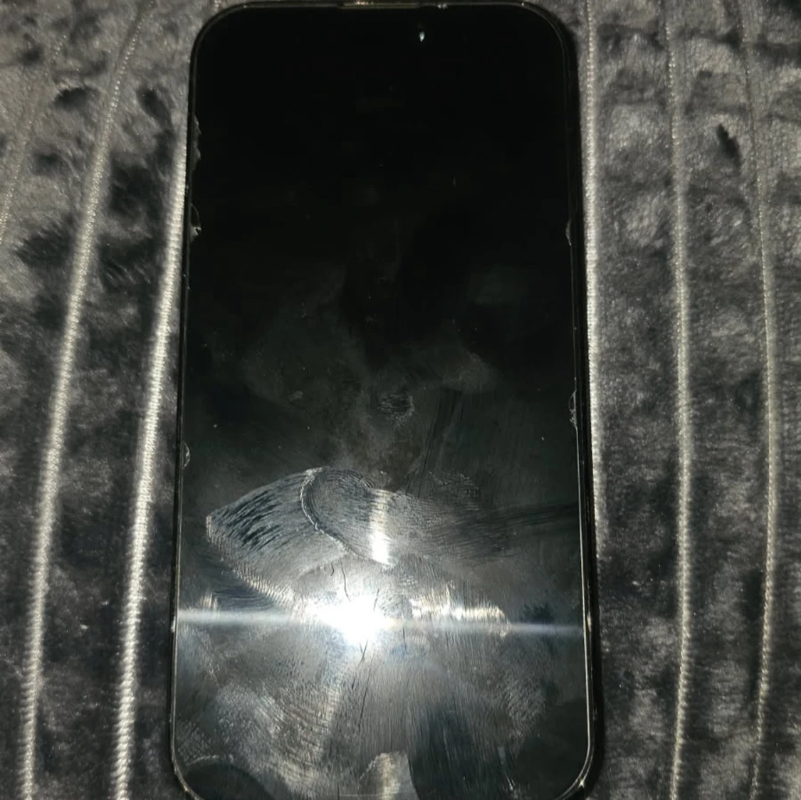 iPhone 14 Pro - 1