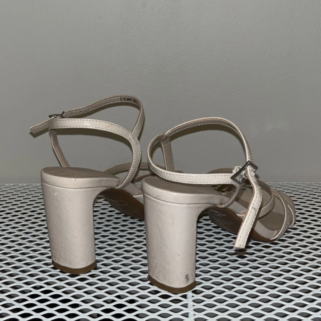 Beige klackskor från XIT - 1