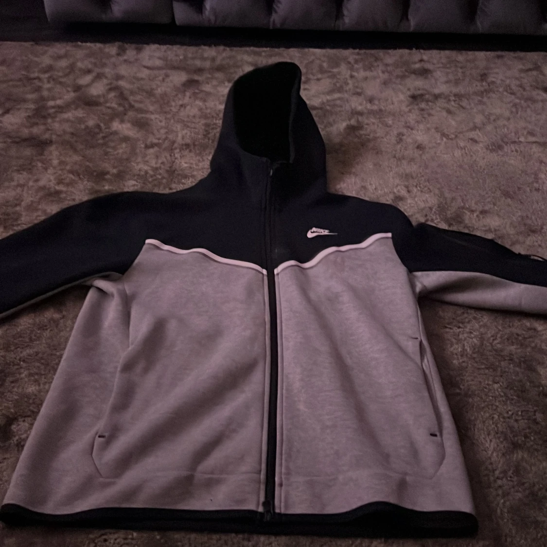 Nike svart och grå vindjacka - 1