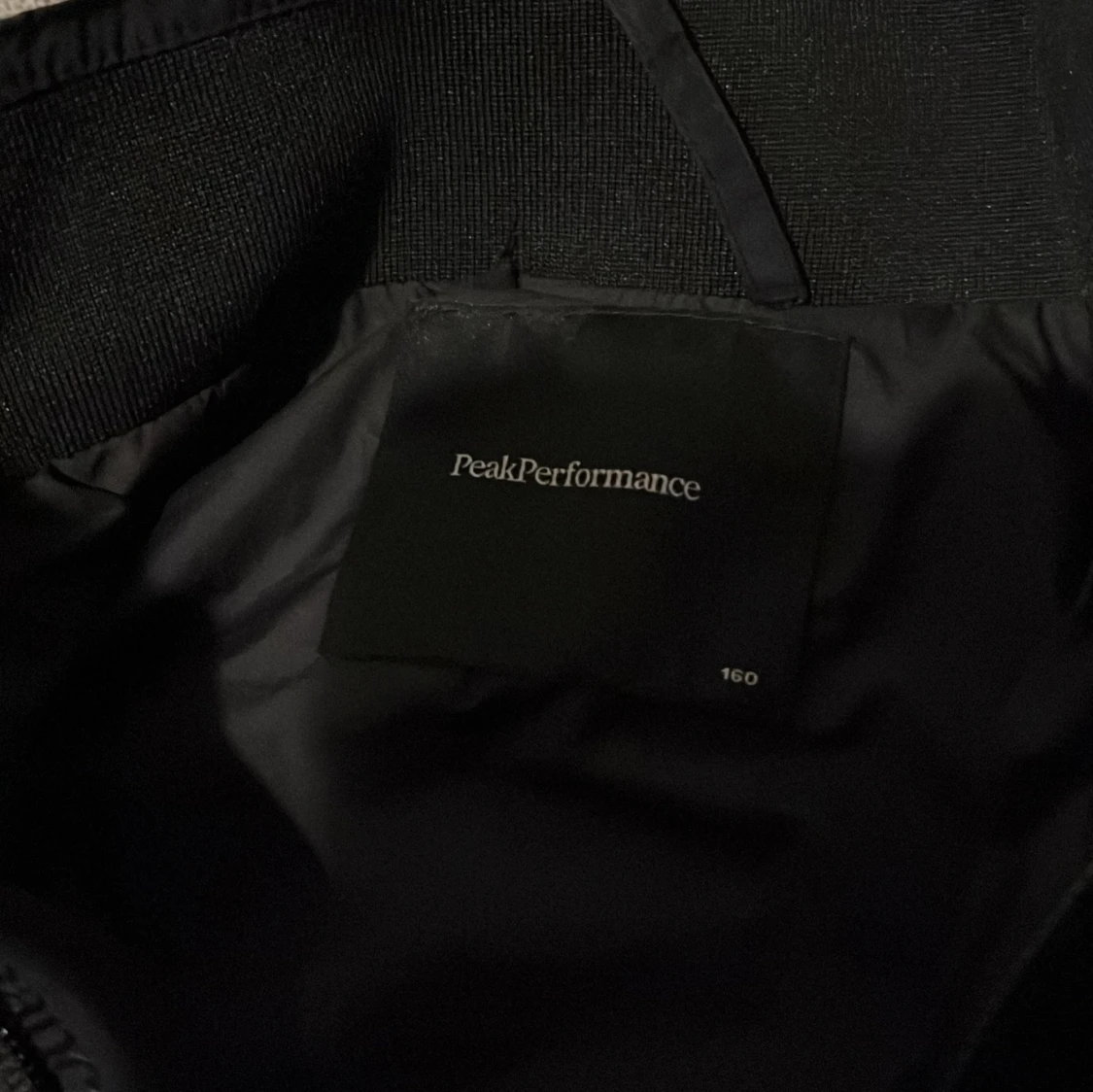 Svart vindjacka Peak Performance - 3