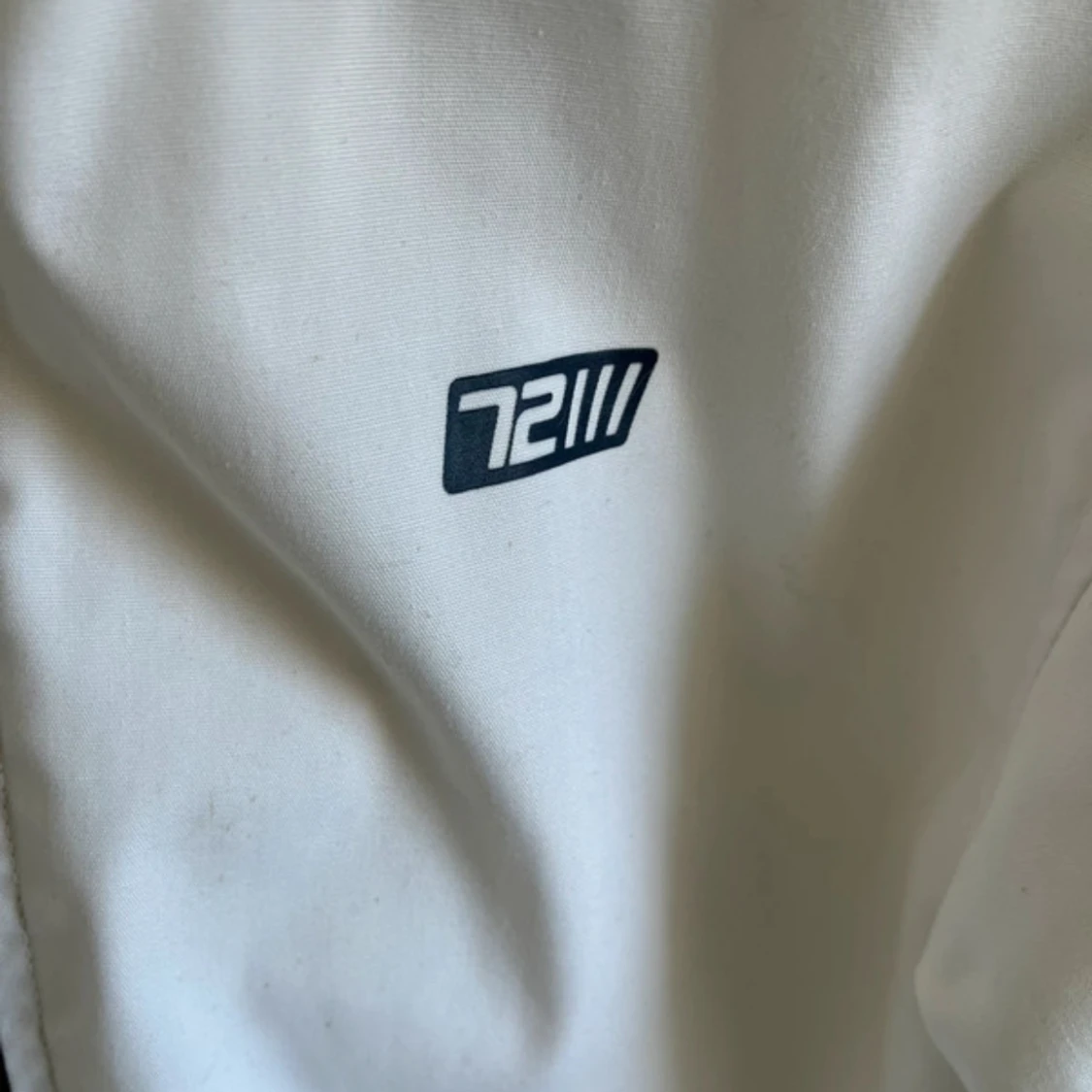 Vit vindjacka från Etirel med dragkedja - 1