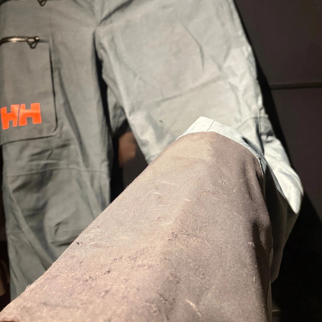 Grå skidbyxor från Helly Hansen - 3