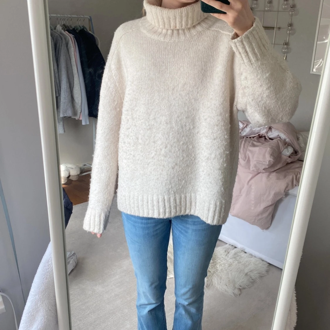 Beige stickad polotröja - 1