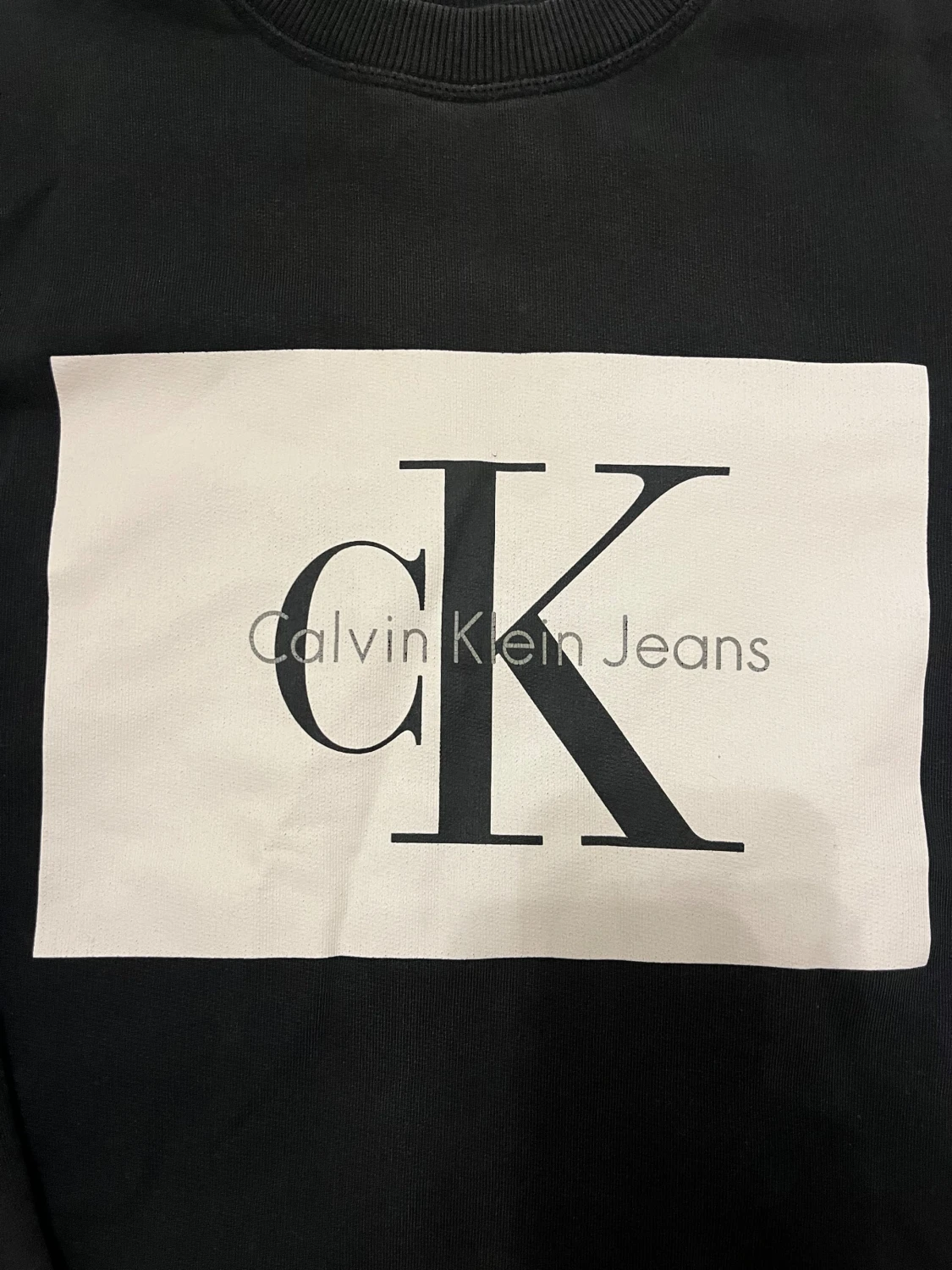 Svart sweatshirt från Calvin Klein Jeans - 2