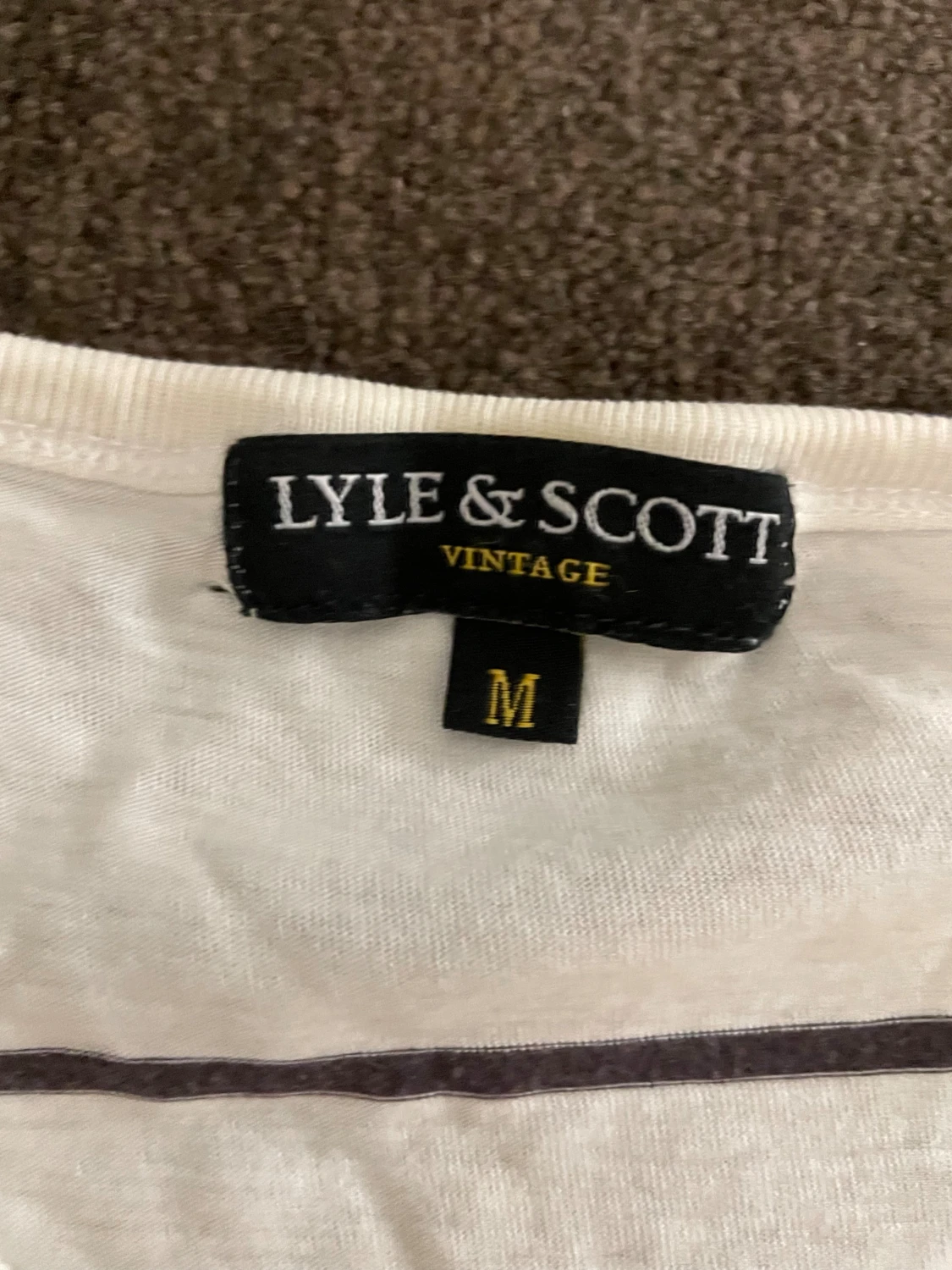Vit randig t-shirt från Lyle & Scott vintage Stl 170 - 1