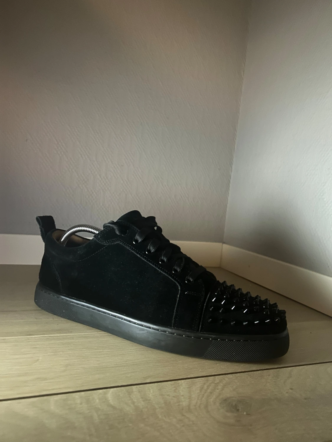 Svarta Louboutin sneakers med nitar - 2