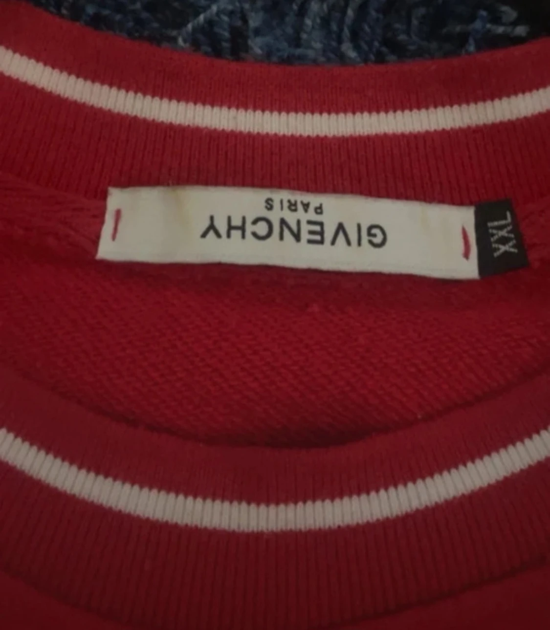 Röd Givenchy sweatshirt M/L - 1