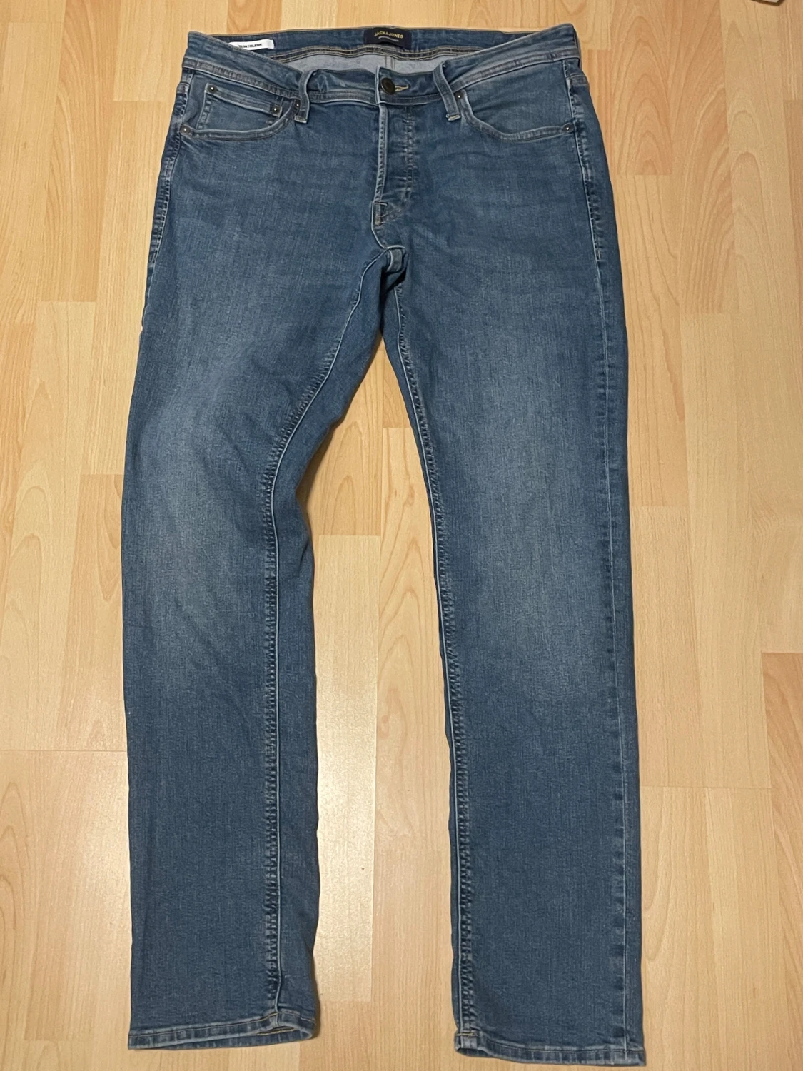 Slim Glenn blå jeans från Jack & Jones 32/34