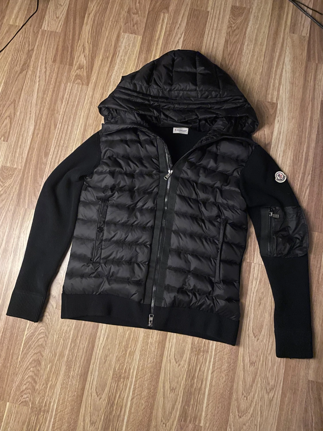  Svart moncler cardigan - 1