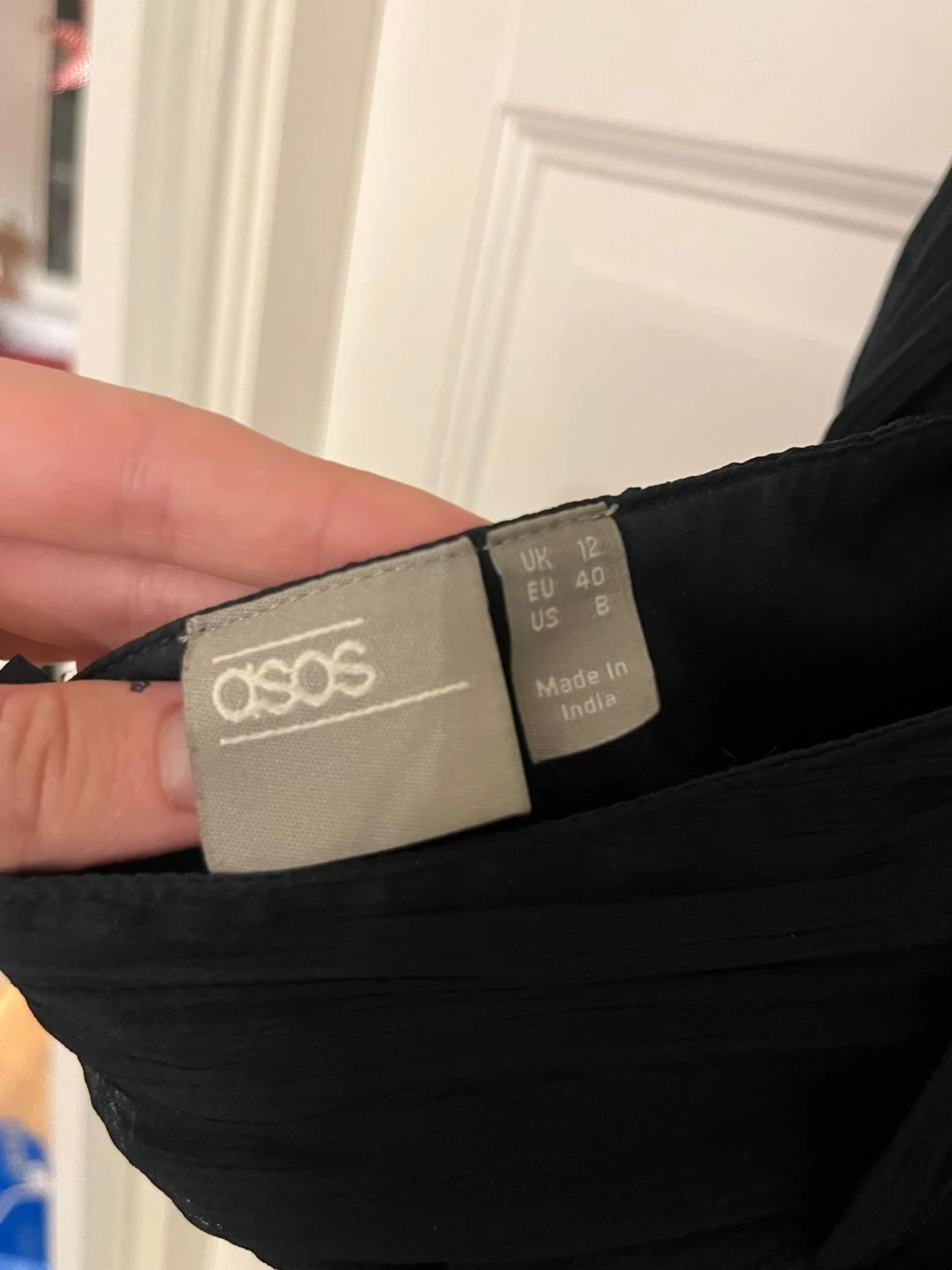 Svart långklänning fest med volanger från ASOS - 3