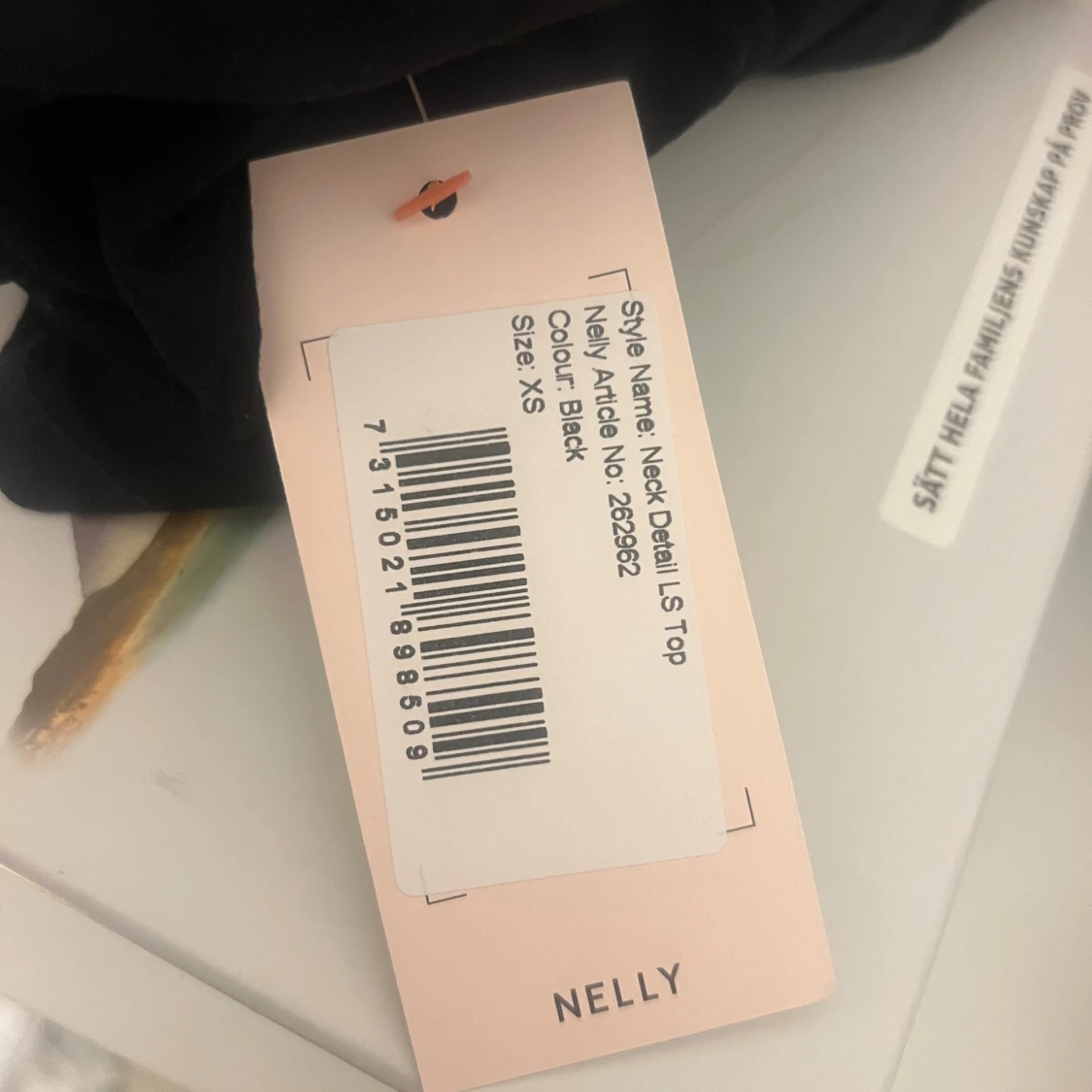 Svart långärmad topp från Nelly - 1