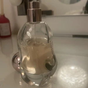 Kylie Jenner Cosmetics - Cosmic kylie jenner parfym