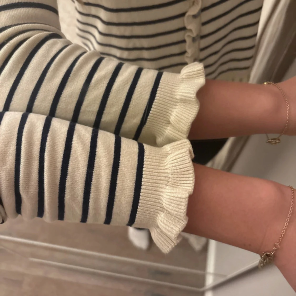 Randig kofta med volangkant - 1