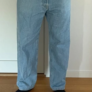 Jeans - Eddie blå loose fit Jack & Jones jeans. I storlek W29 L32.