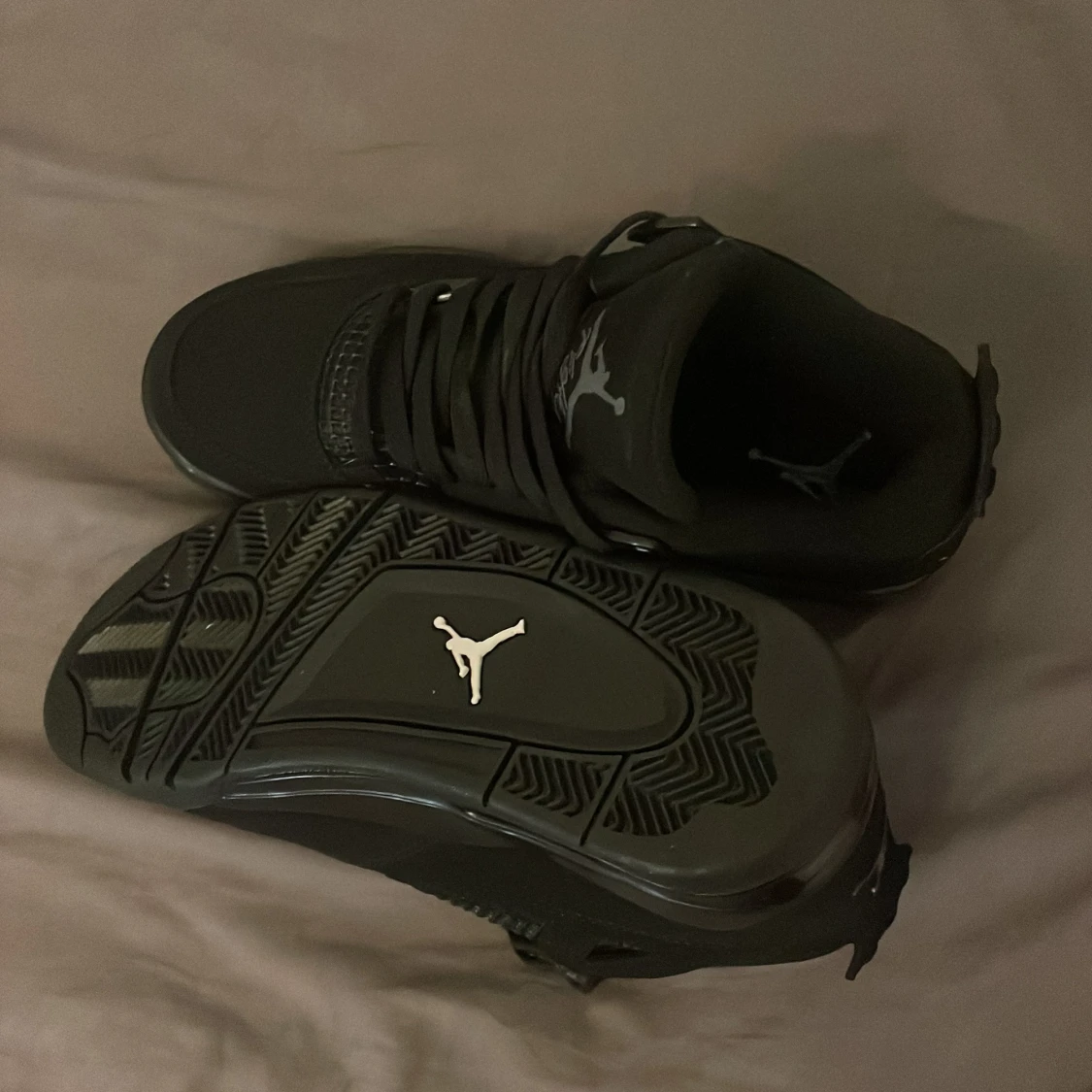 Svarta Nike Jordan 4 sneakers - 2