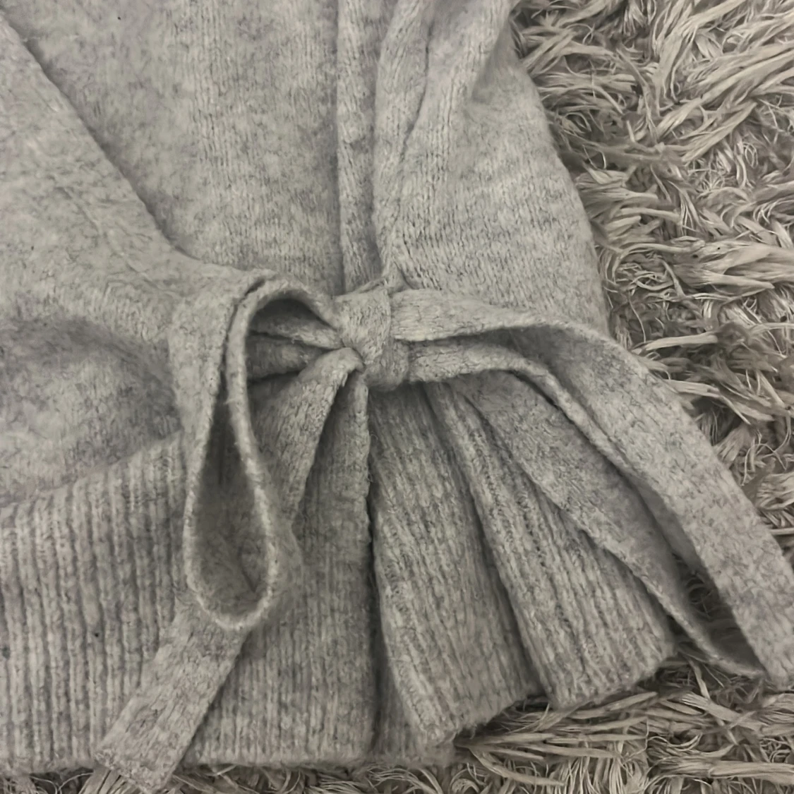 Grå omlottkofta med knyt från ASOS - 2