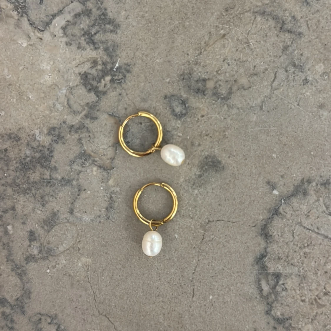 Edblad Perla Hoops guldörhängen - 2