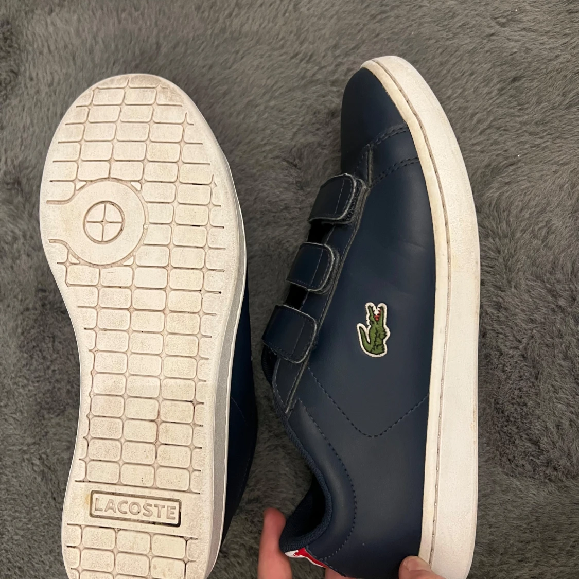 Mörkblå sneakers från Lacoste - 3