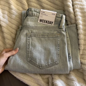 Jeans ifrån weekday  - Säljer ett par helt nya jeans ifrån weekday 