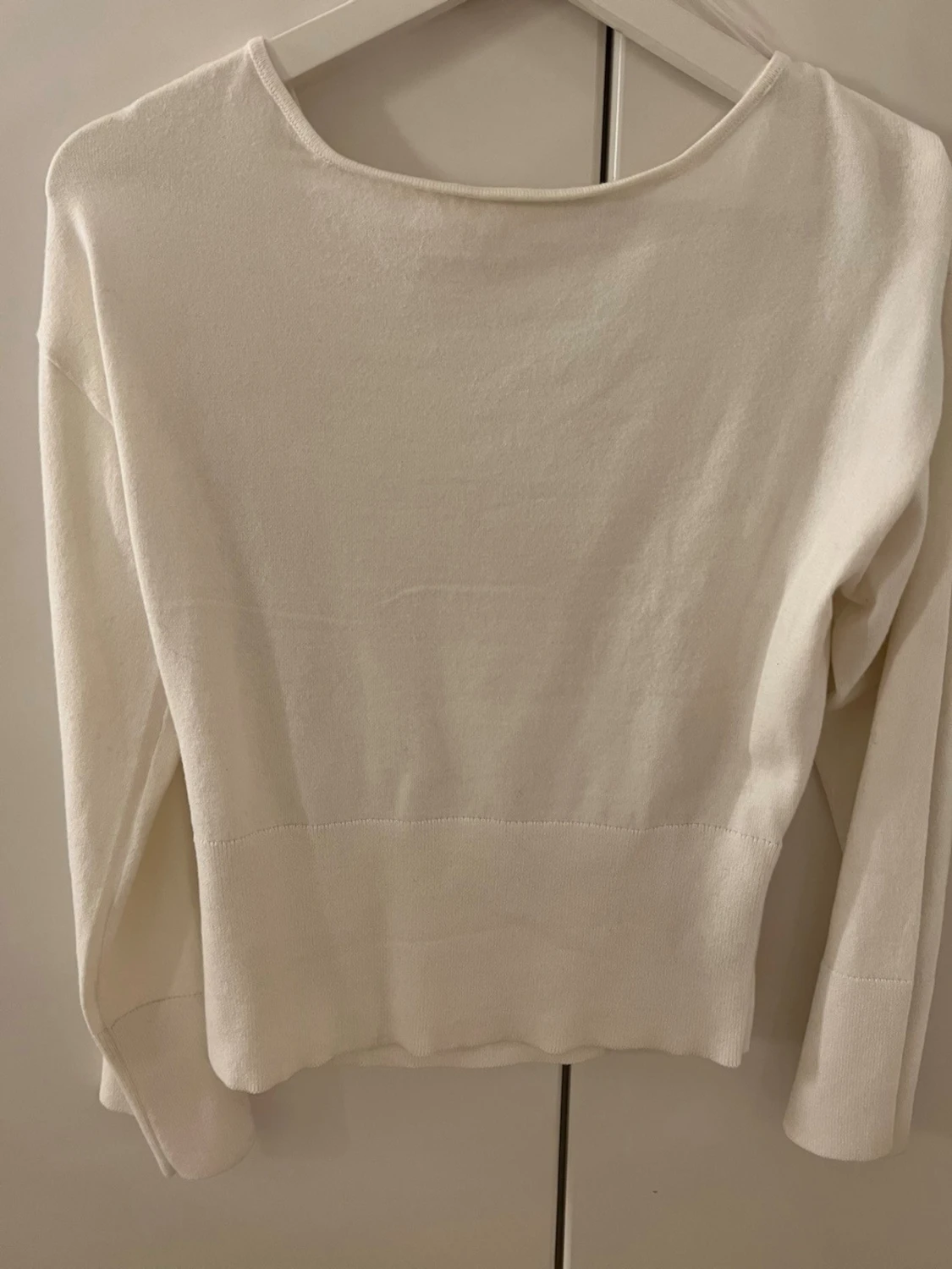 Vit långärmad tröja - 2
