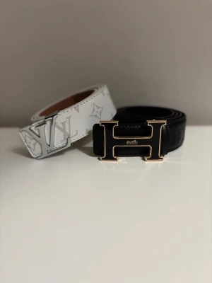 Lv bälte + Herme’s bälte | Bundle - Helt ny, skickas inom kort tid 