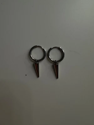 Örhängen - Superfina örhängen