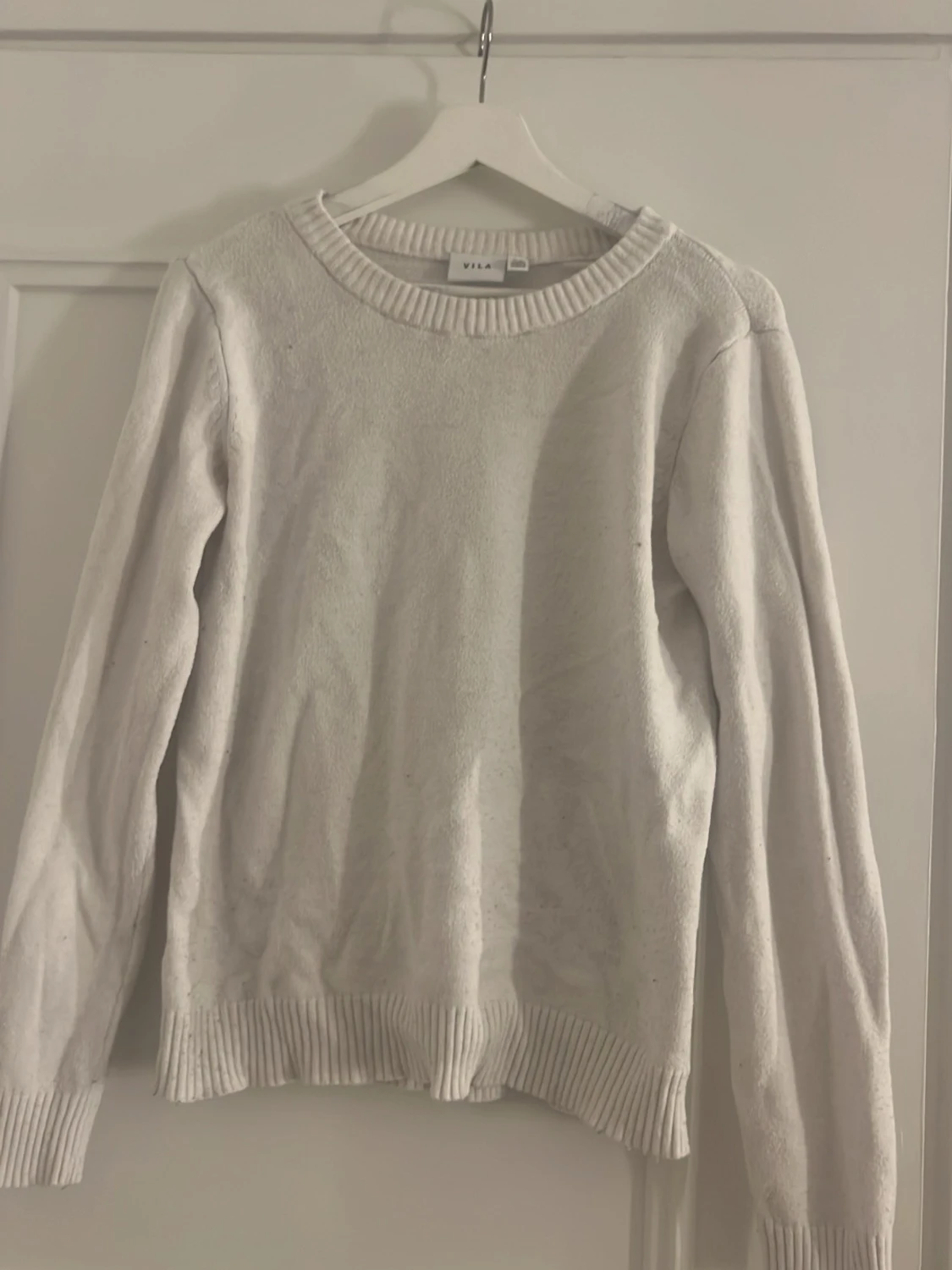 Vit stickad tröja från VILA
