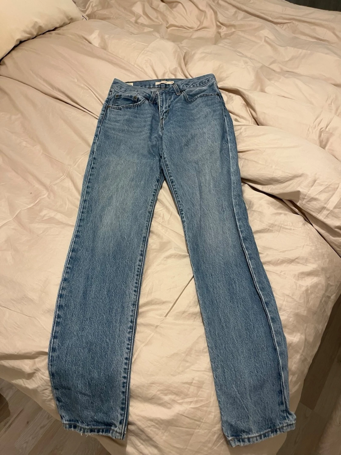 Levi's  Midwaist Straight Jeans 26 - 2