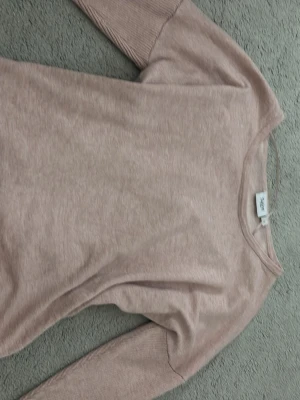 Ljusrosa tröja från Saint Tropez XS - Supersöt ljusrosa tröja från Saint Tropez i storlek XS. 