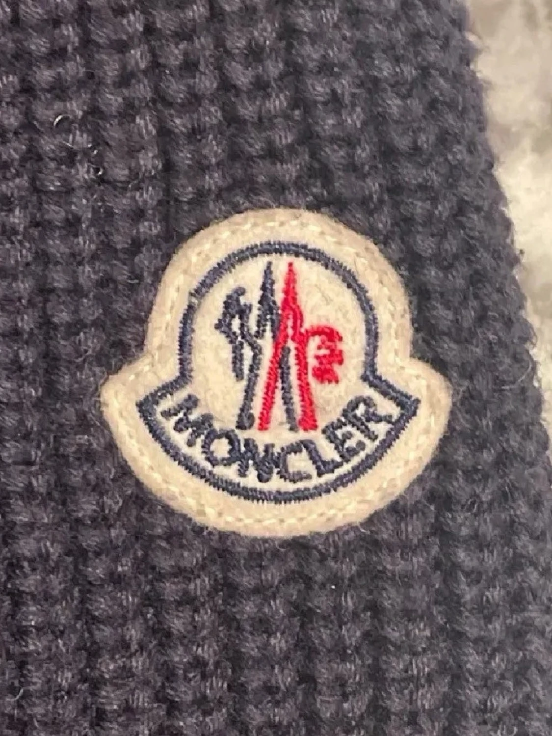 Mörkblå pufferjacka från Moncler - 1