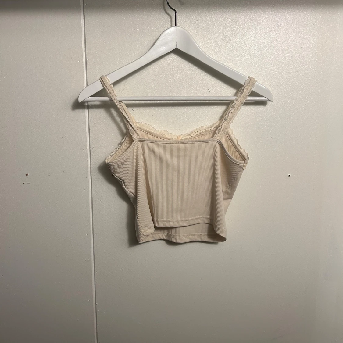 Beige spetslinnetopp från Romwe - 1
