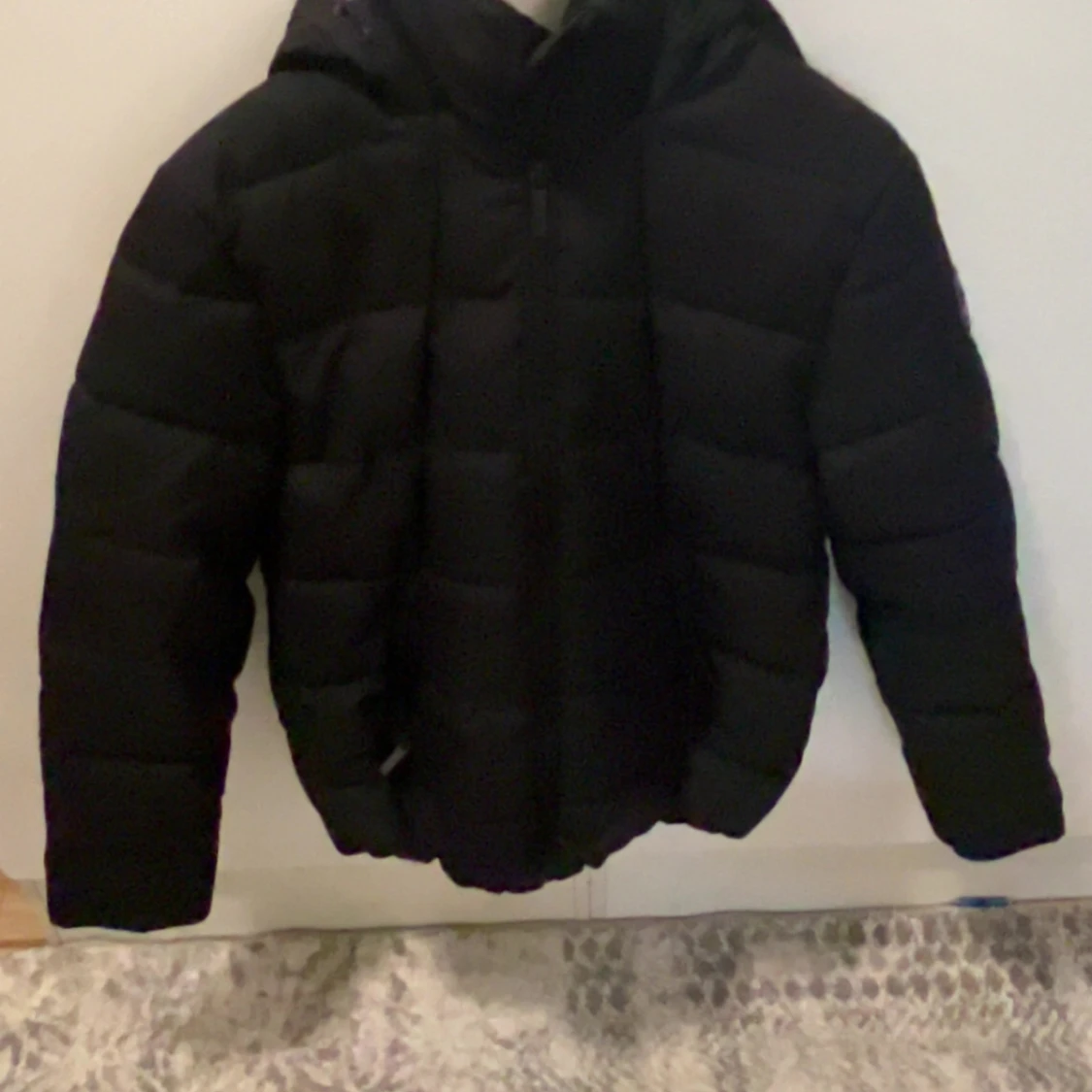 Svart pufferjacka från FB Sister
