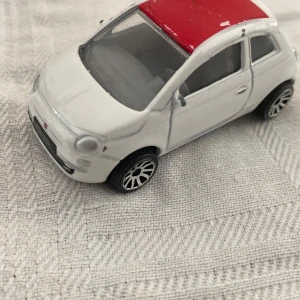 Fiat 500 mini modell  - Liten fin Fiat 500