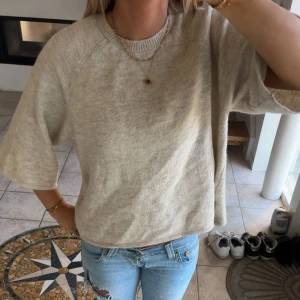 trekvarts från gina - trekvartsärmad tröja från gina! as najs nu till hösten! skriv för fler bilder💕