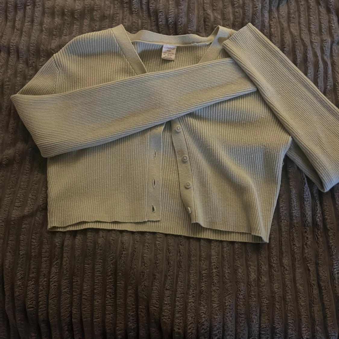 Ljusgrön ribbad kofta från Lindex