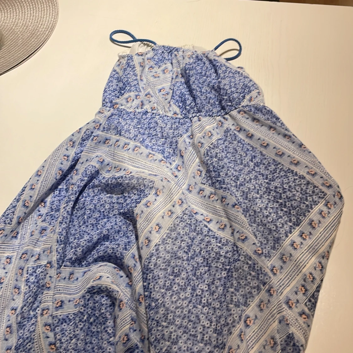 Blå blommig sommarklänning 122 - 1