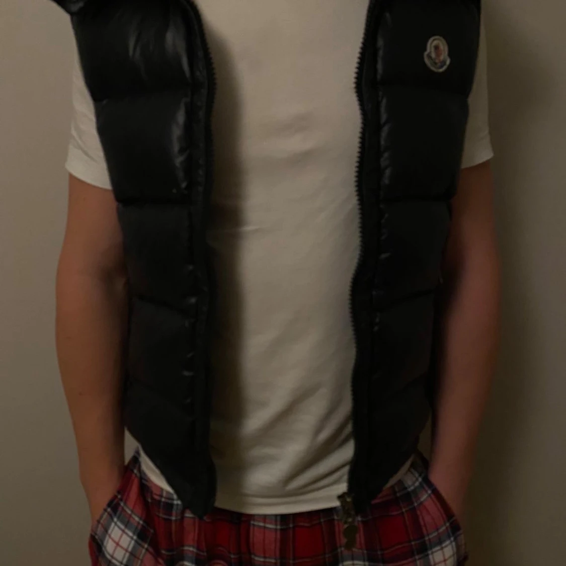 Svart dunväst från Moncler - 4