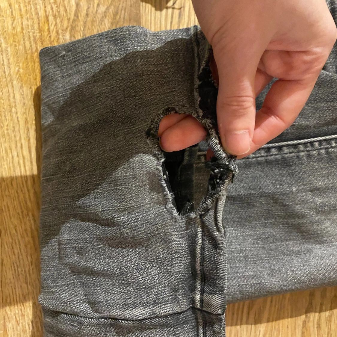 Grå bootcut jeans från Vero Moda  - 3