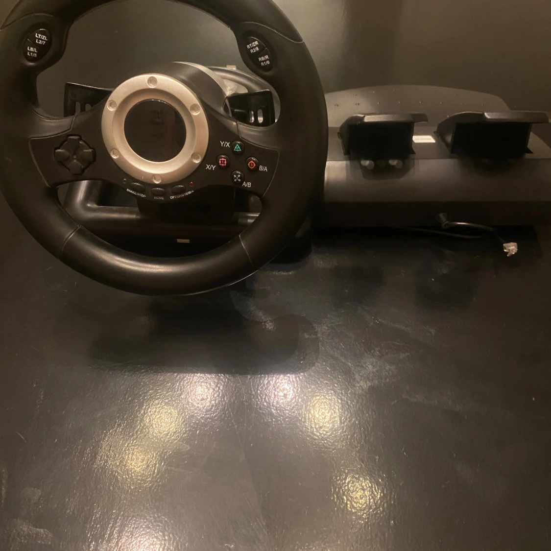 Mission SG Racing Wheel & Pedals - 1