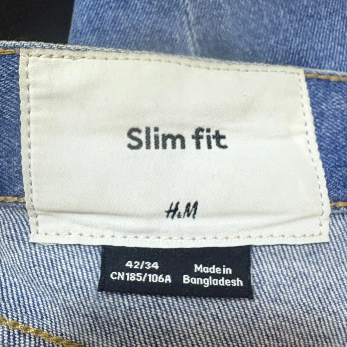 Slim fit jeansjacka från H&M - 1