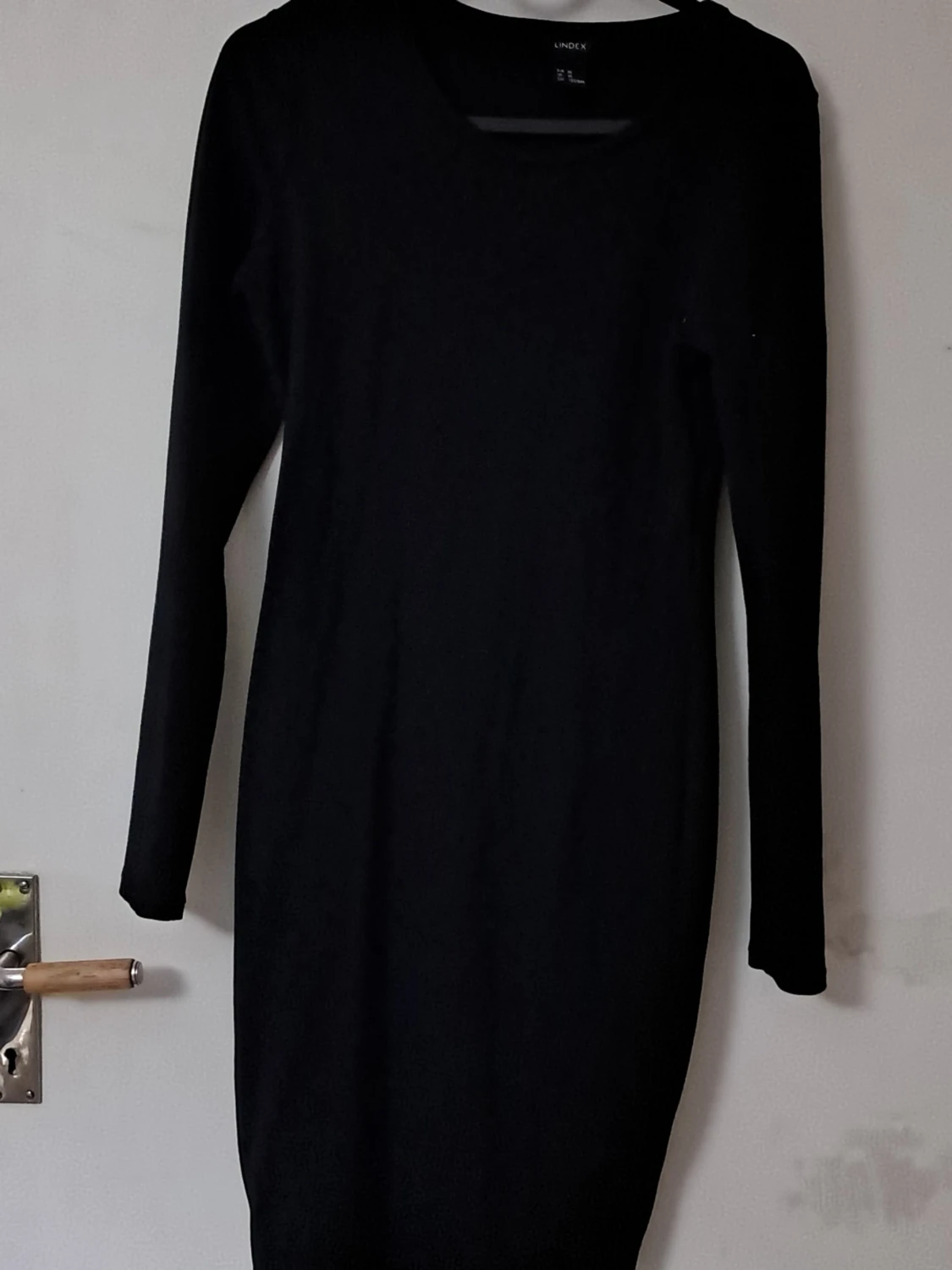Svart långärmad klänning från Lindex xs