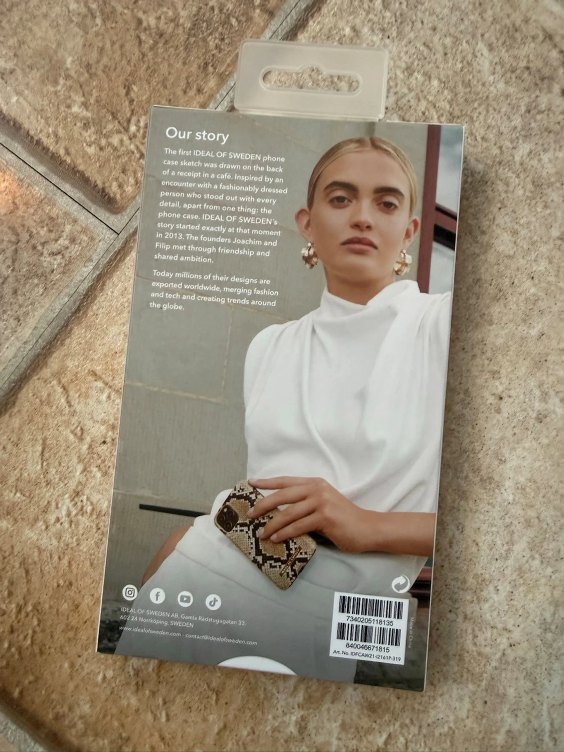 Golden Ruby Marble iPhone 13 Pro Skal - 2