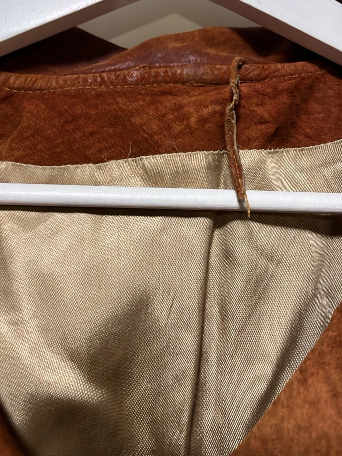 Brun mocka bikerjacka med bälte - 2