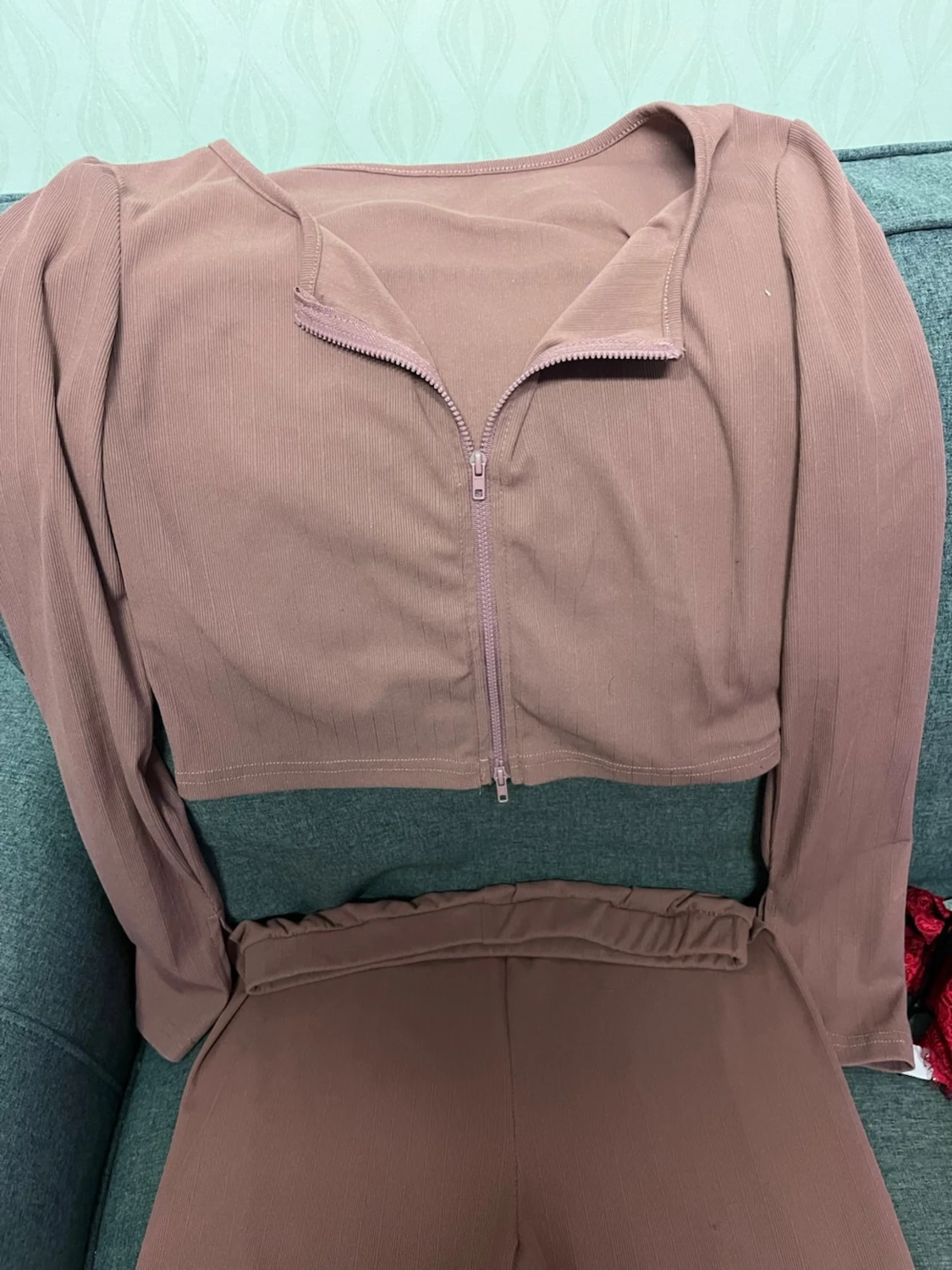 Rosa ribbad sett med dragkedja - 2