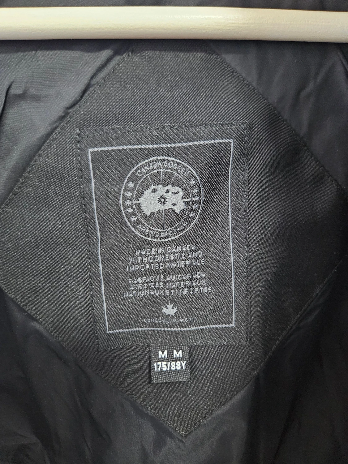 Svart pufferjacka från Canada Goose - 3