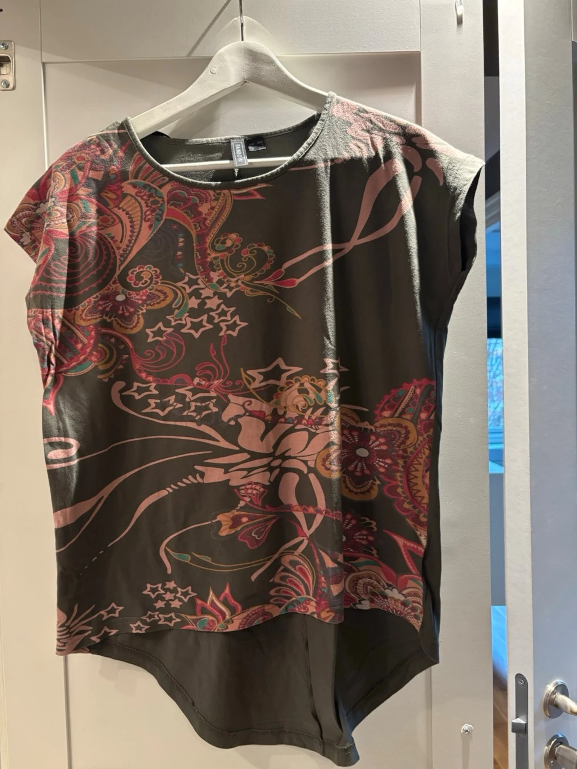 Mönstrad topp från Rainbow, S