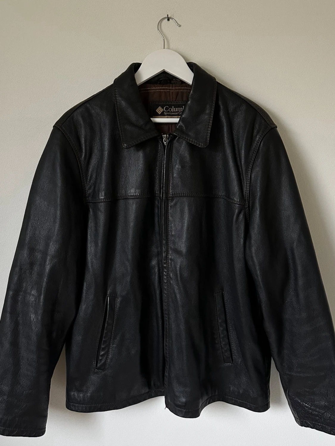 Svart skinnjacka från Columbia XL