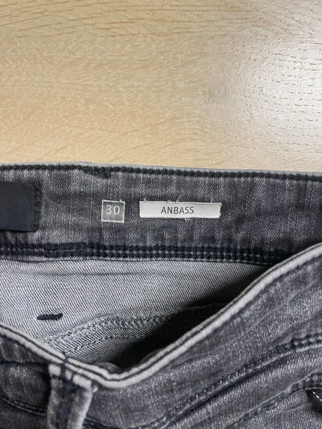 Replay Anbass grå jeans, storlek 30 - 2