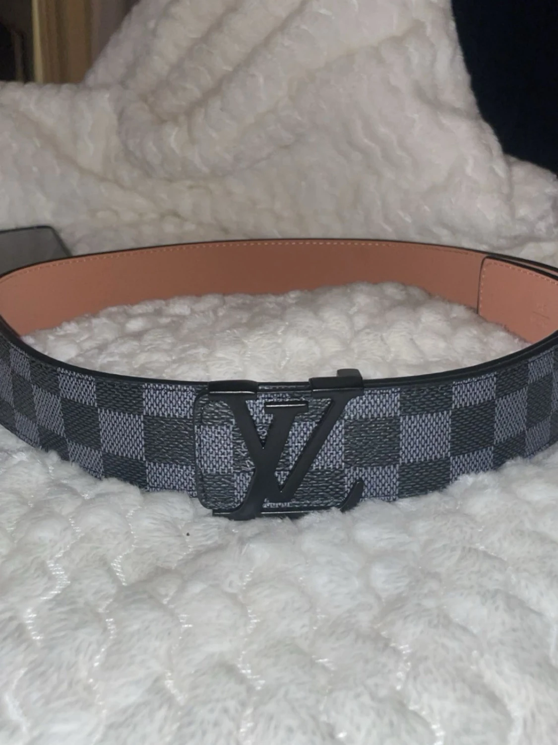 Svart randigt bälte  - 4