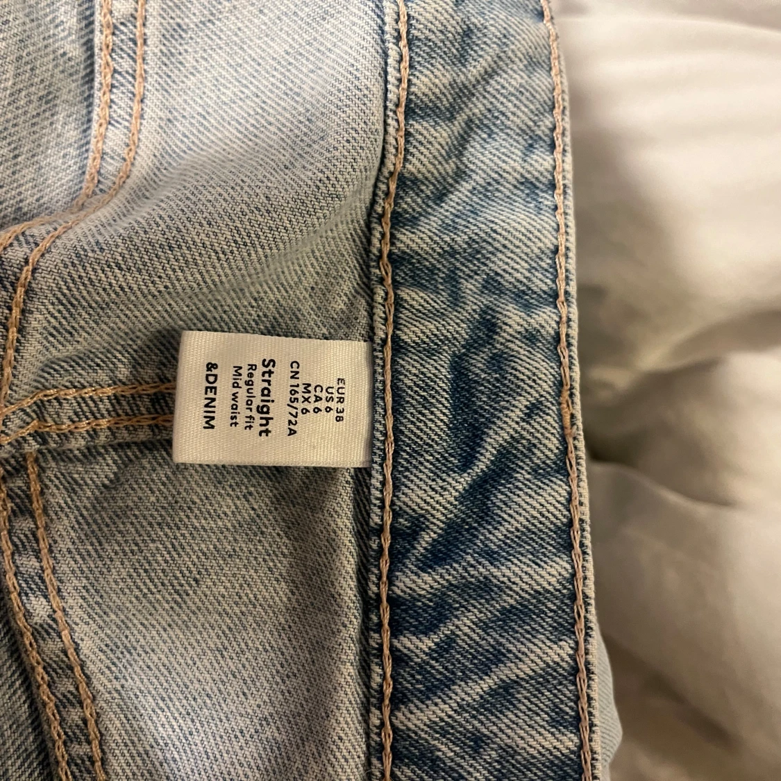 Ljusblå straight jeans från hm - 2